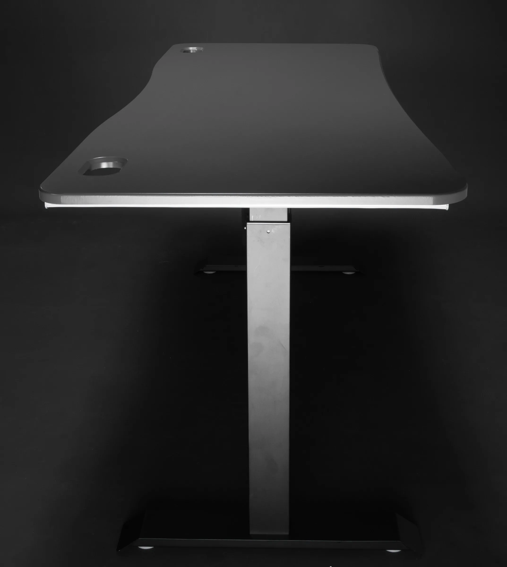 Cobalt oyuncu masası Cobalt oyuncu masası