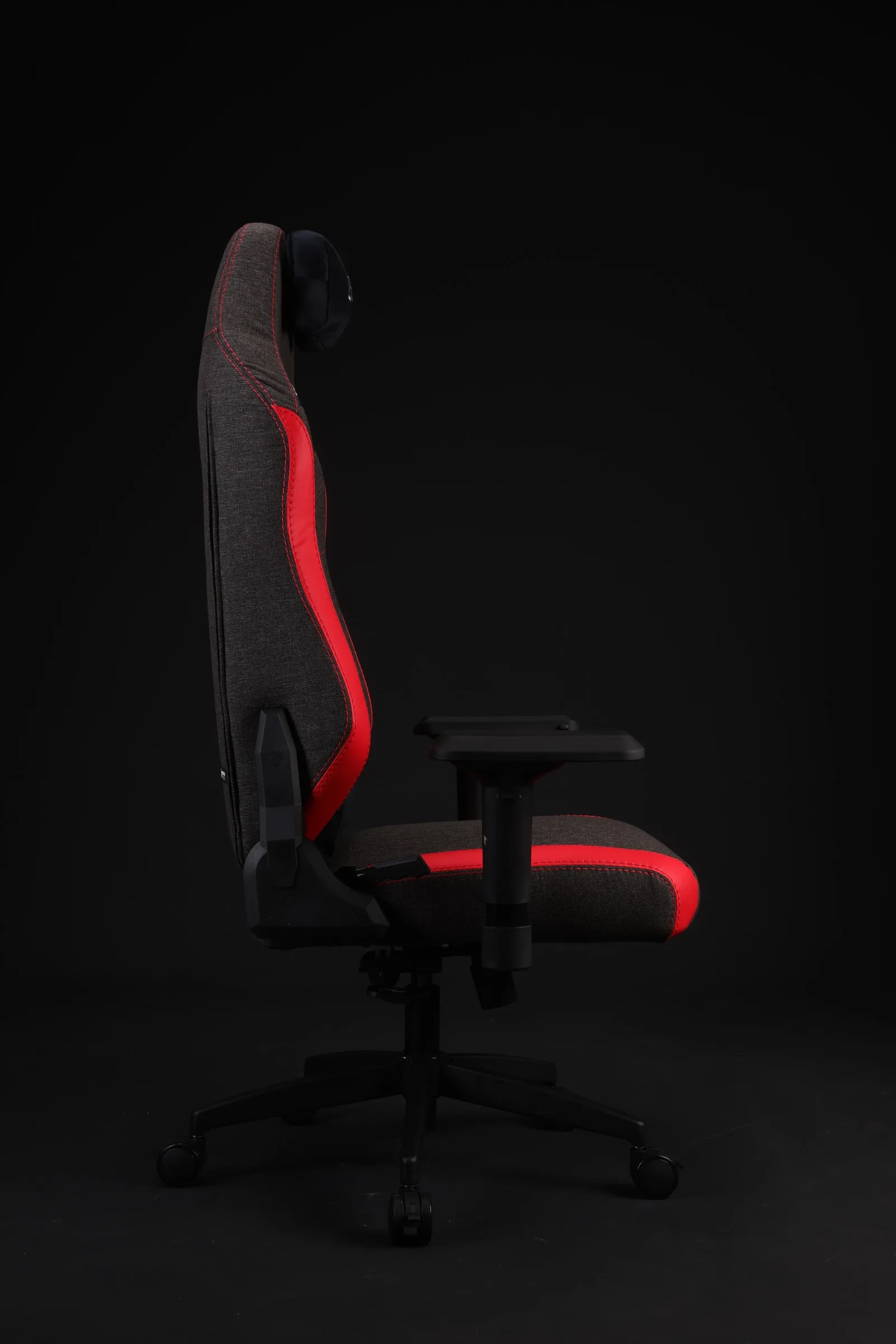 Valor hybrid jet black kırmızı Valor hybrid jet black kırmızı