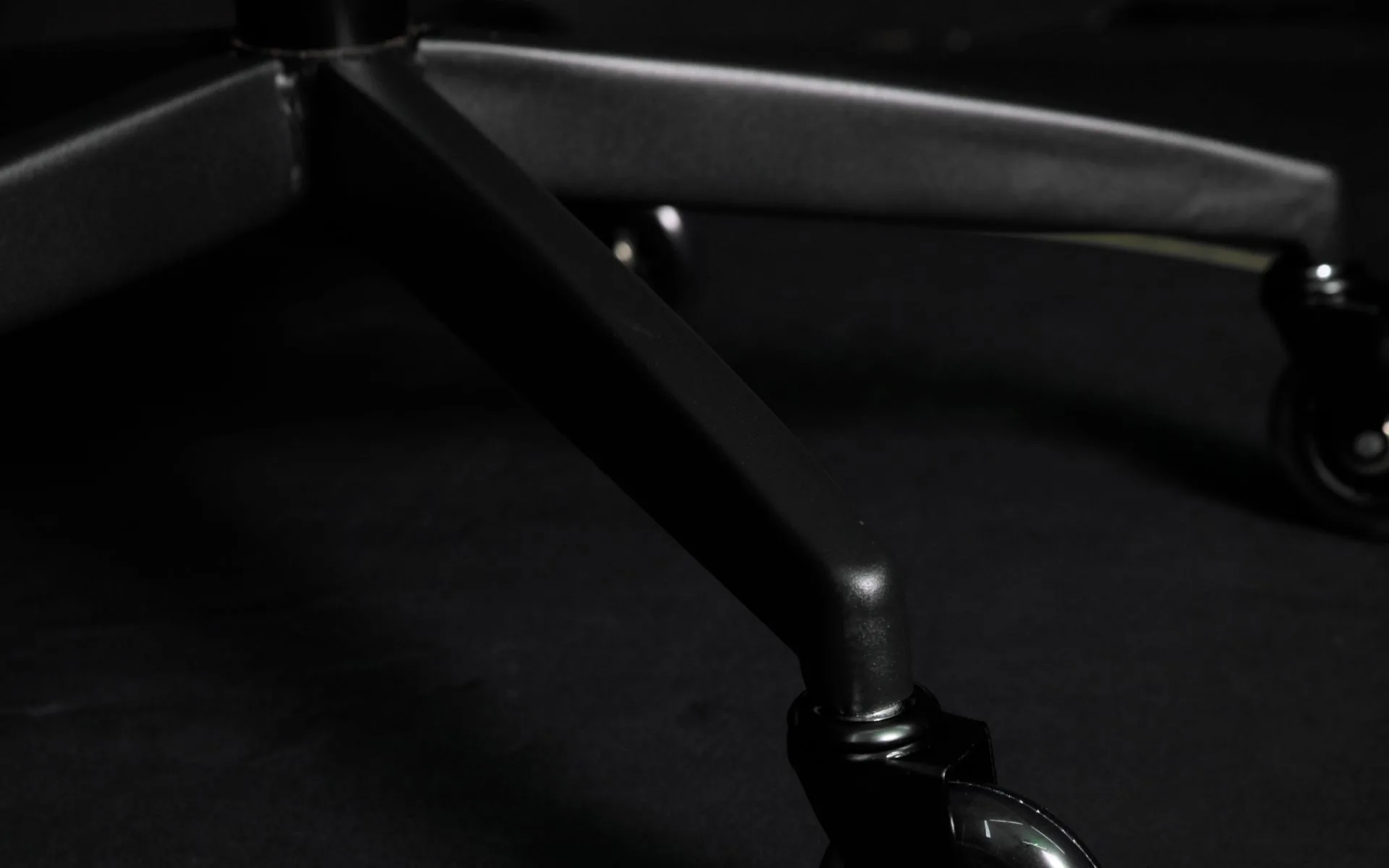 Metal ayak Metal ayak