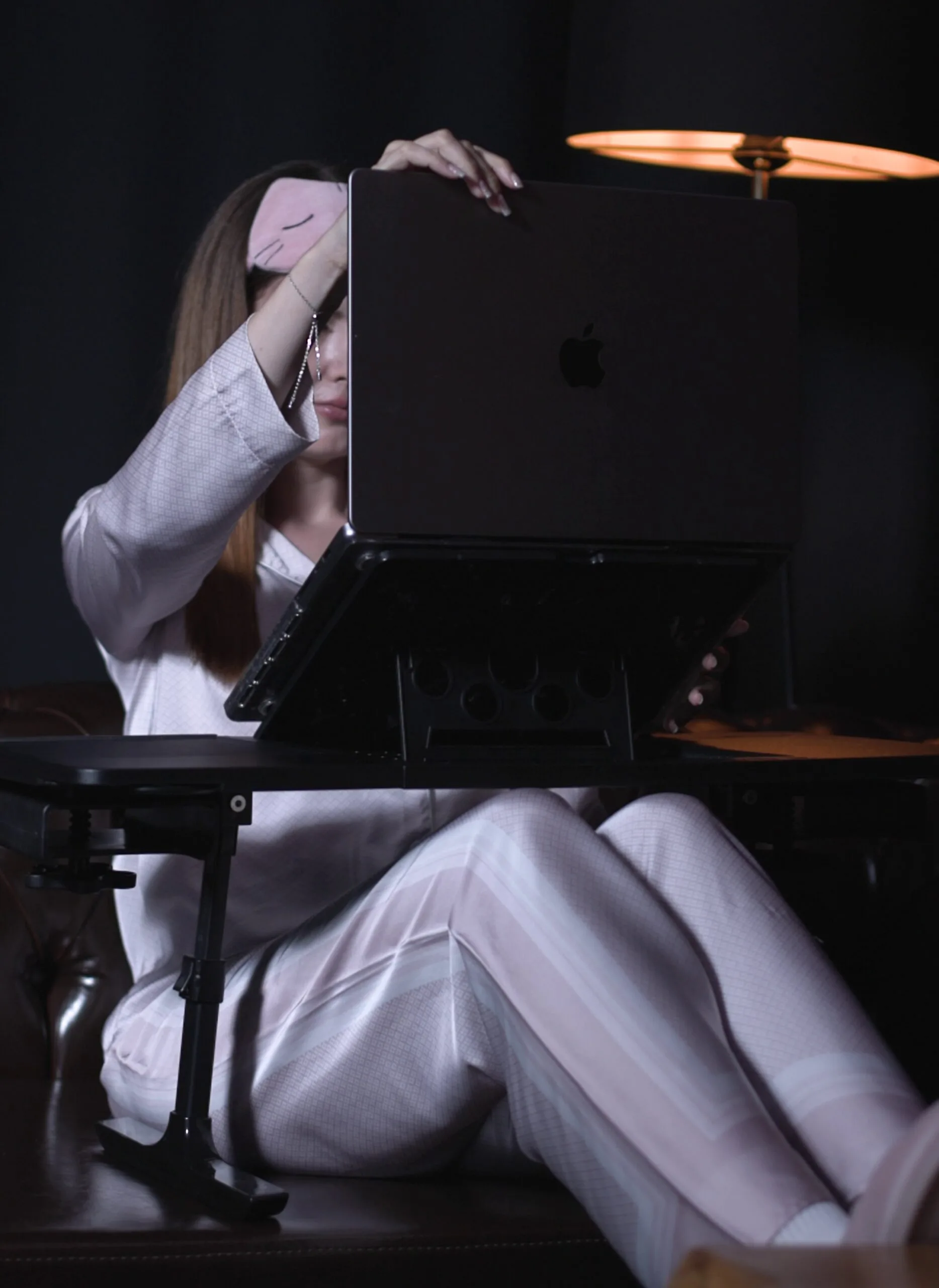 Mecha Laptop standı Mecha Laptop standı